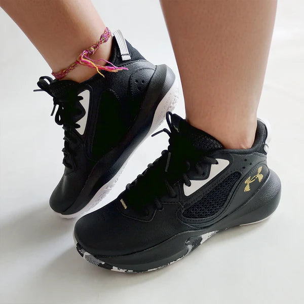 Tenis de Básquetbol UNDER ARMOUR Junior Negro  3025617003 | Champ10ns