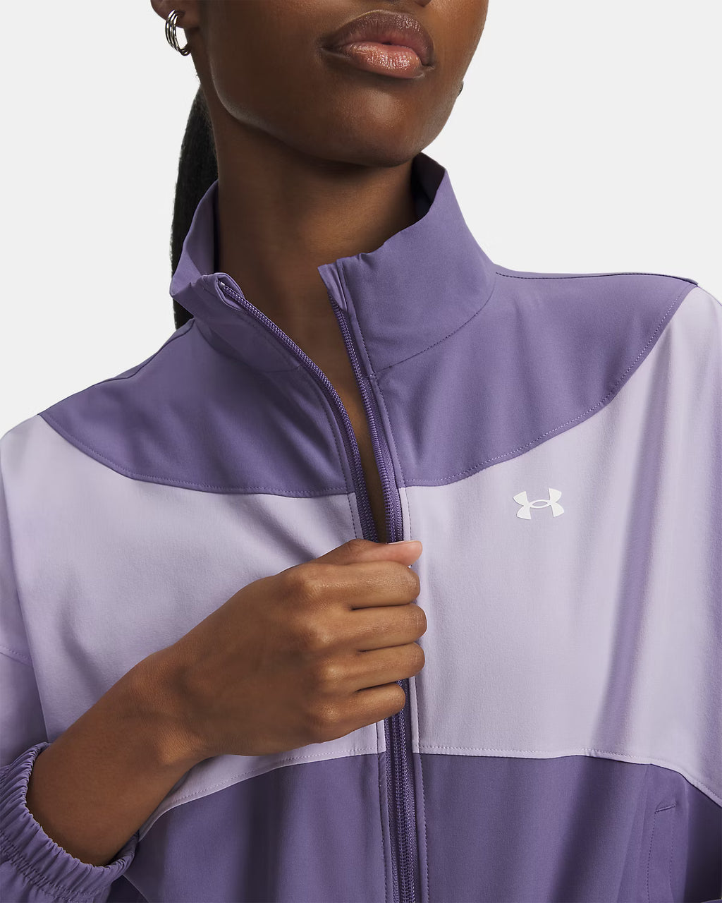 Chamarra Deportiva UNDER ARMOUR Morado Lila para Dama| Champ10ns